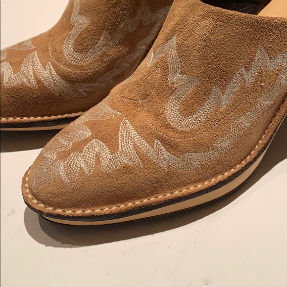 Suede Clogs - Picture 4 of 7
